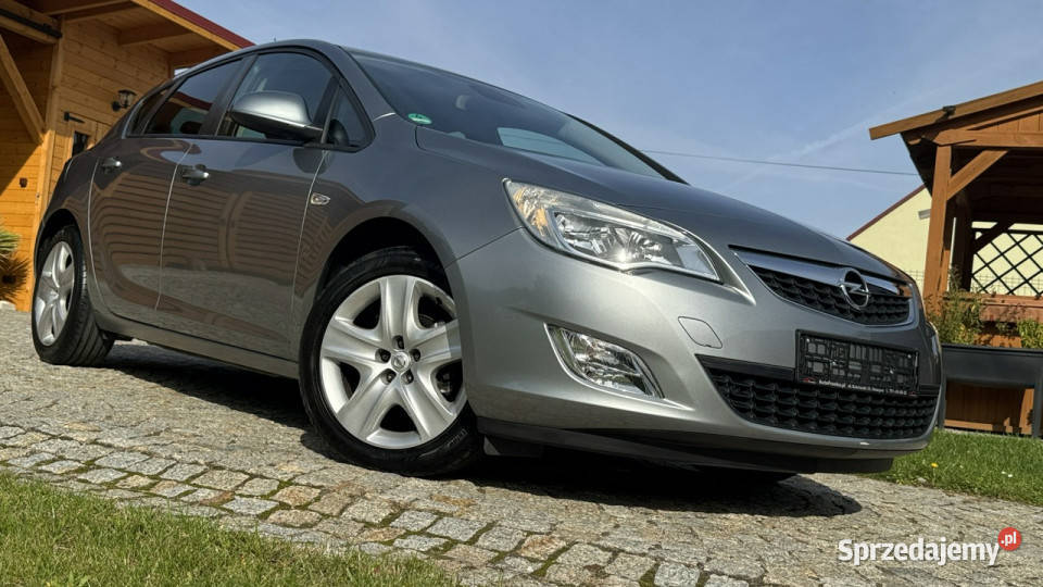 Opel Astra 14 TURBO 120 z Niemiec Bogata wersja gniazdo AUX dolnośląskie