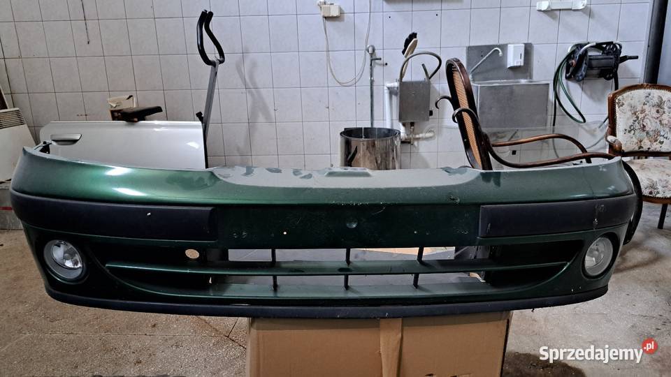 Renault Megane1 lift 2001 kompletny zderzak Oleśnica