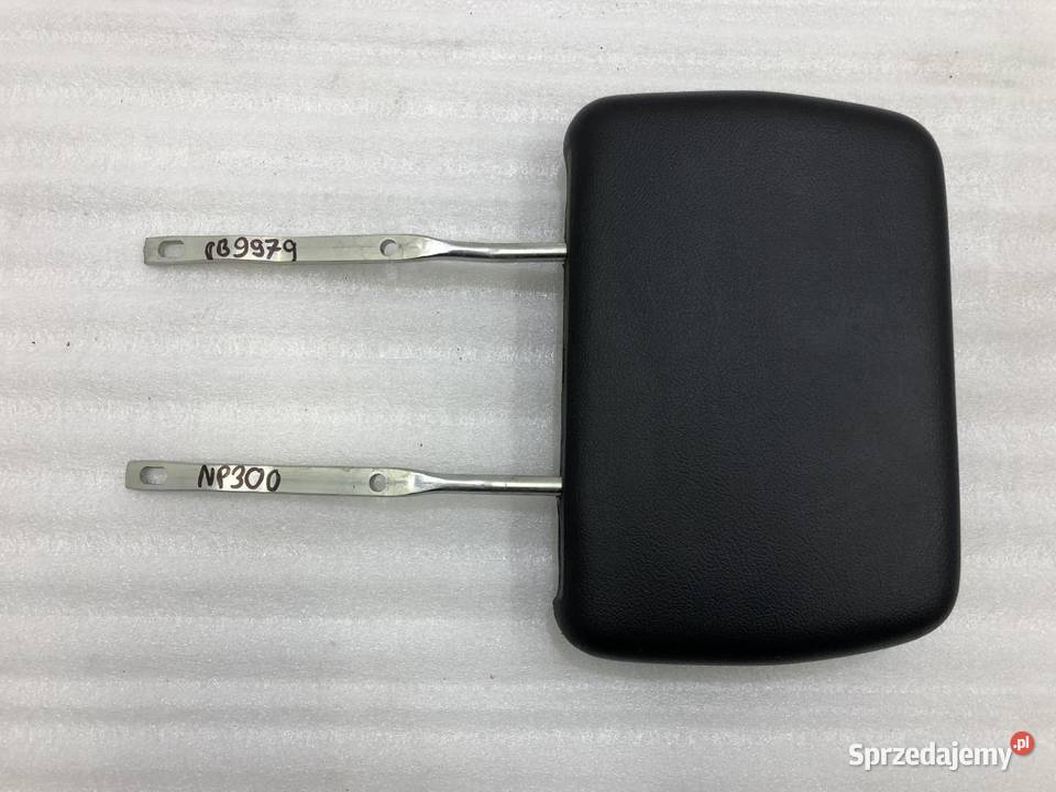 ZAGŁÓWEK KANAPY SKÓRA TYŁ NISSAN NP300 osobowe Wyposażenie wnętrza