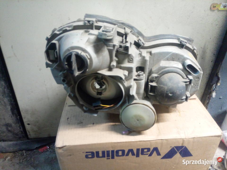Mercedes W203 lampa lewy tył osobowe Łukaszówka