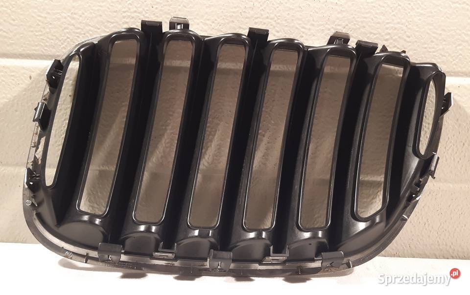 GRILL NERKA PRAWA BMW X5 E53 7124816 Mielęcin sprzedam
