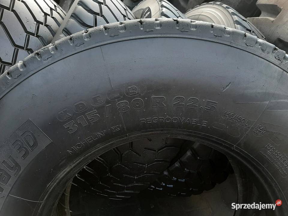Opona używana ciężarowa 31580R225 MICHELIN 600 Zaścianki