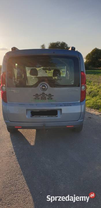 Opel Combo Tour 16cdti światła do jazdy dziennej Kołbaskowo