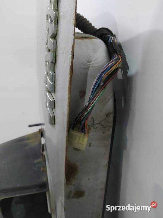 KLAPA TYŁ SZYBA XL7 Suzuki Grand Vitara I osobowe świętokrzyskie