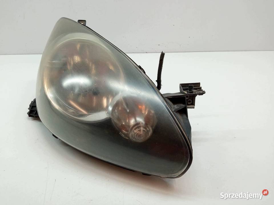 LAMPA PRZÓD PRAWA EU TYC 20A761 Toyota Aygo I sprzedam