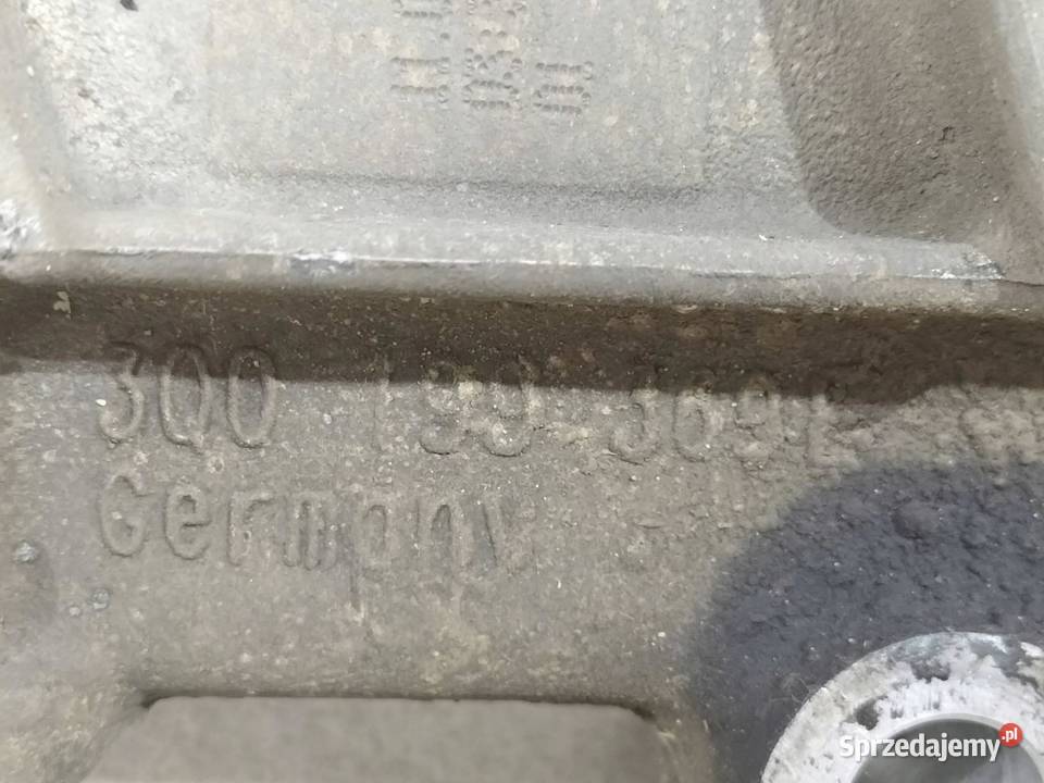 SANKI ZAWIESZENIA PRZÓD WAHACZ 3Q0199369E
