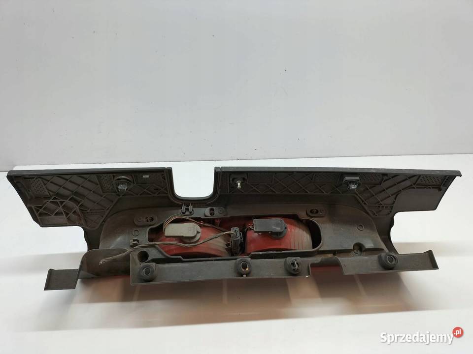 LAMPA TYŁ PRAWA EU TRAFIC II Opel Vivaro I