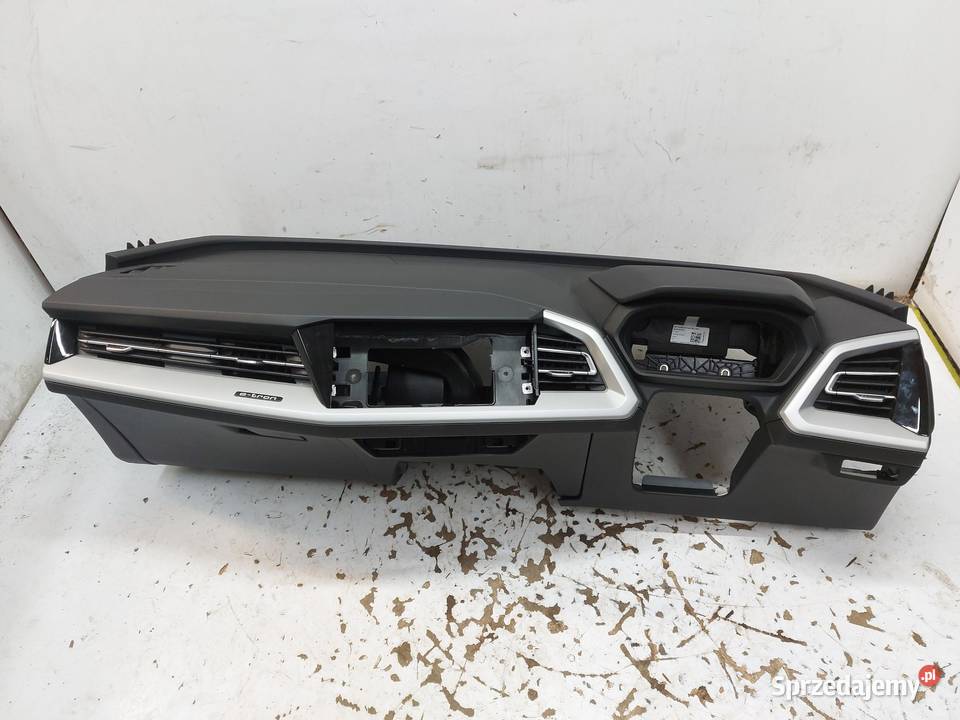 Audi Q4 ETRON 89A 89E KOKPIT DESKA ROZDZIELCZA dolnośląskie