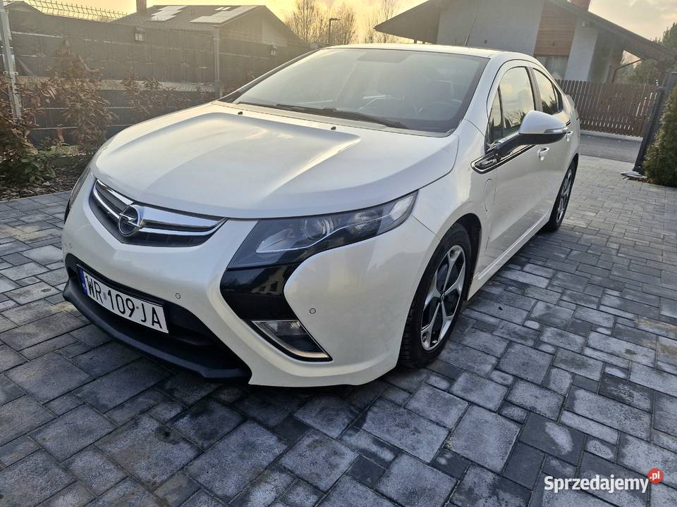 opel ampera plugin fajne auto Radom