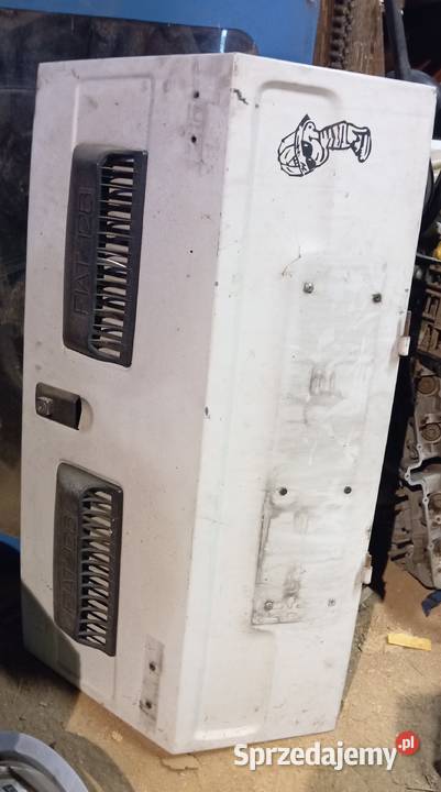 TYLNA KLAPA FIAT 126P MALUCH Kosina