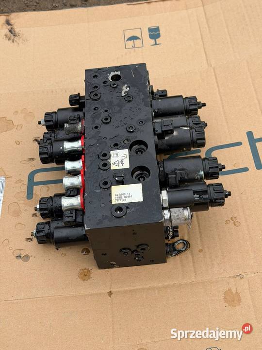 Rozdzielacz hydrauliczny na elektrozaworach Antonie