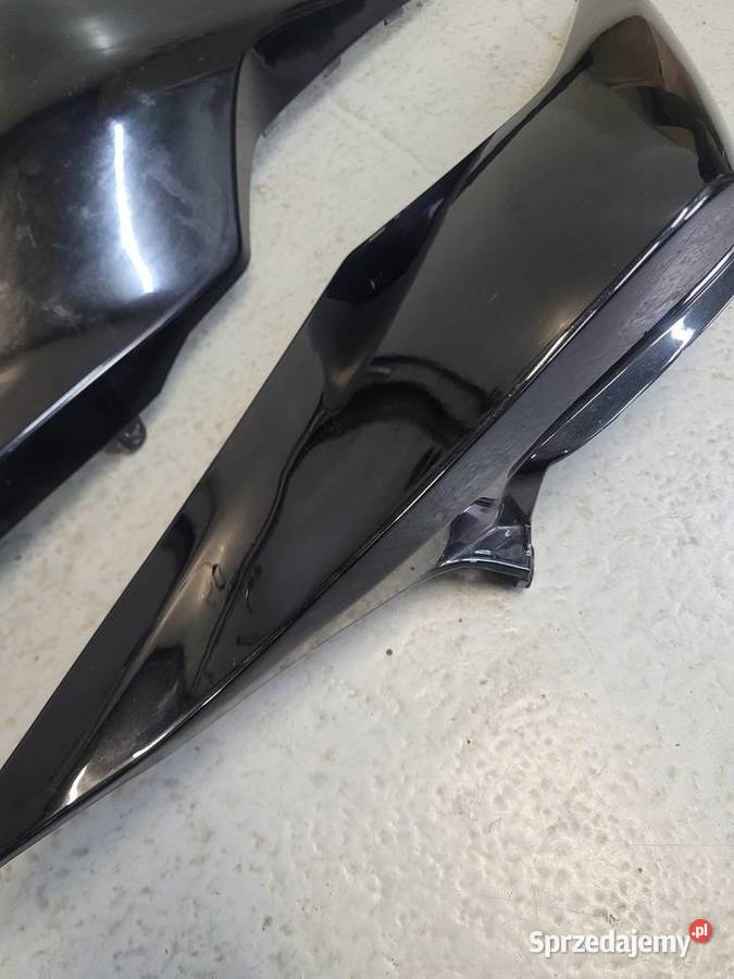 Honda VFR 1200 F owiewka osłona ogon tył zadupek Nowy Tomyśl