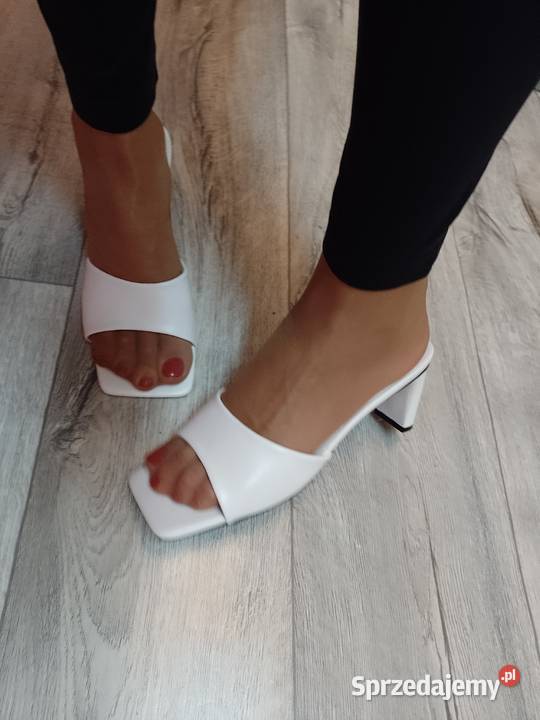 40 Ekskluzywne białe klapki wieczorowe z Londynu Kraków sprzedam