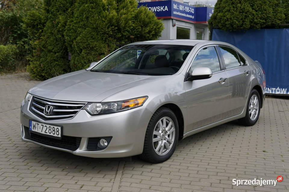 Honda Accord salon Polska niski przebieg wspomaganie kierownicy Warszawa