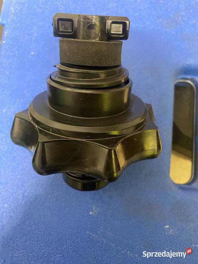 Śruba mocująca koło zapasowe mocowanie Audi VW