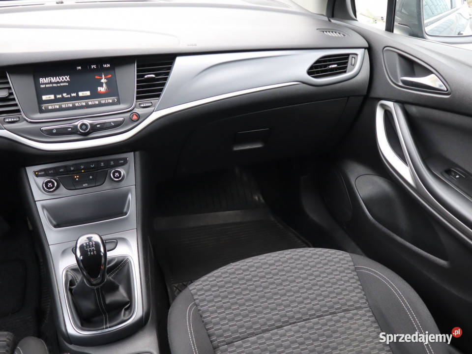 Opel Astra 14 T ASR (kontrola trakcji) Piaseczno sprzedam