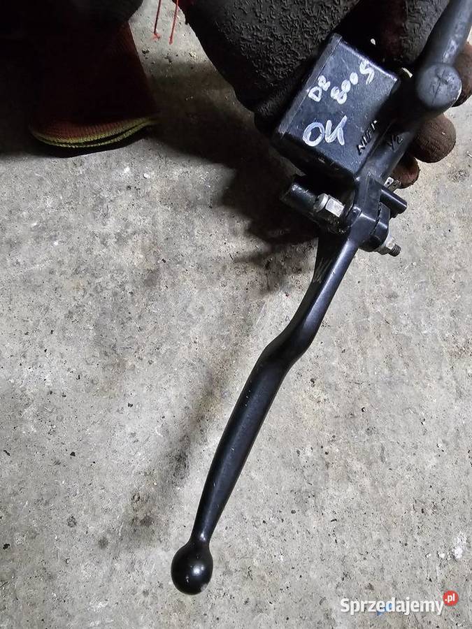 Suzuki DR 800 DR 750 pompa hamulca przód