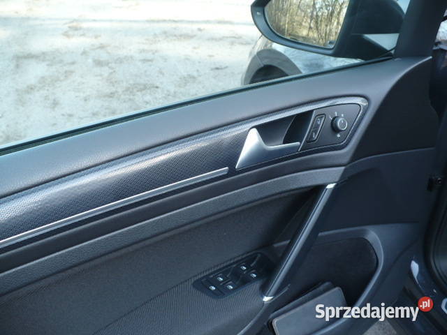 VW Golf 75 16 TDI 45 2020r Strzałkowo