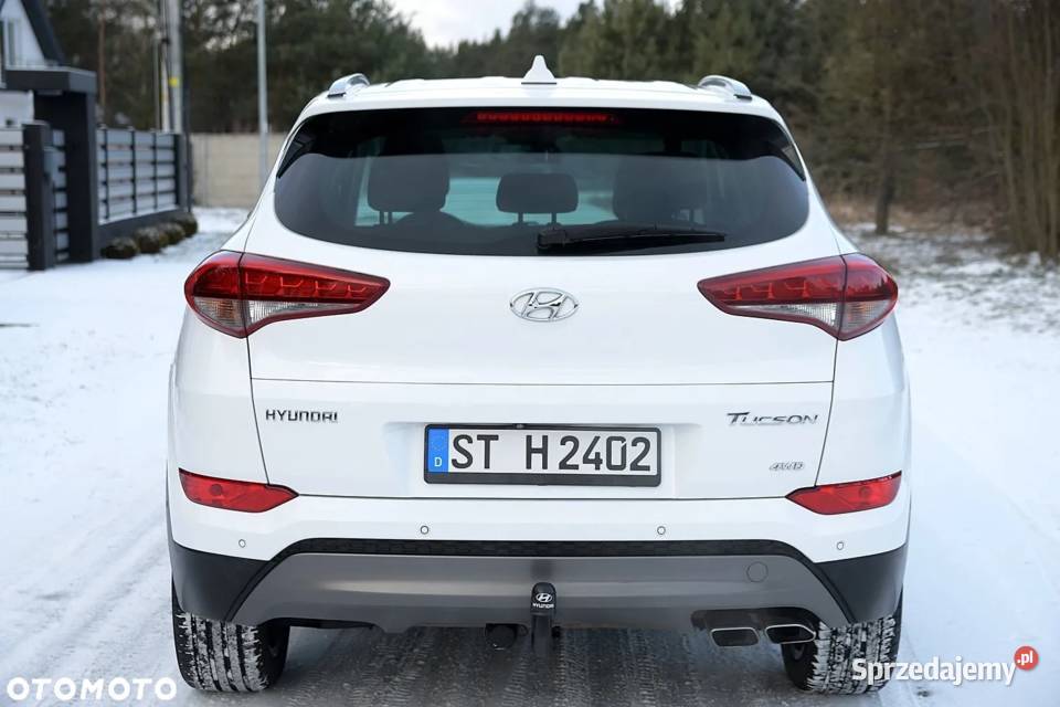 Hyundai Tucson 20 CRDI 4WD Automatik Premium gniazdo AUX świętokrzyskie Niwy