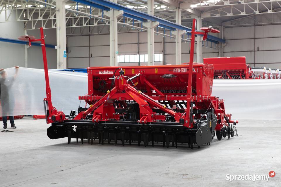 OZDOKEN CS 300 siewnik nadbudowany brona aktywna warmińsko-mazurskie Nowe Miasto Lubawskie sprzedam