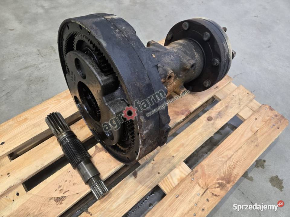 Zwolnica tylna Massey Ferguson 6614 7465 7620 Byków sprzedam