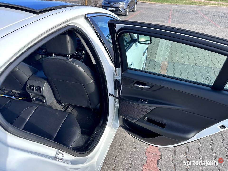 Jaguar XE 2018 20 250 automat wymianie rozrządu Sedan / Limuzyna
