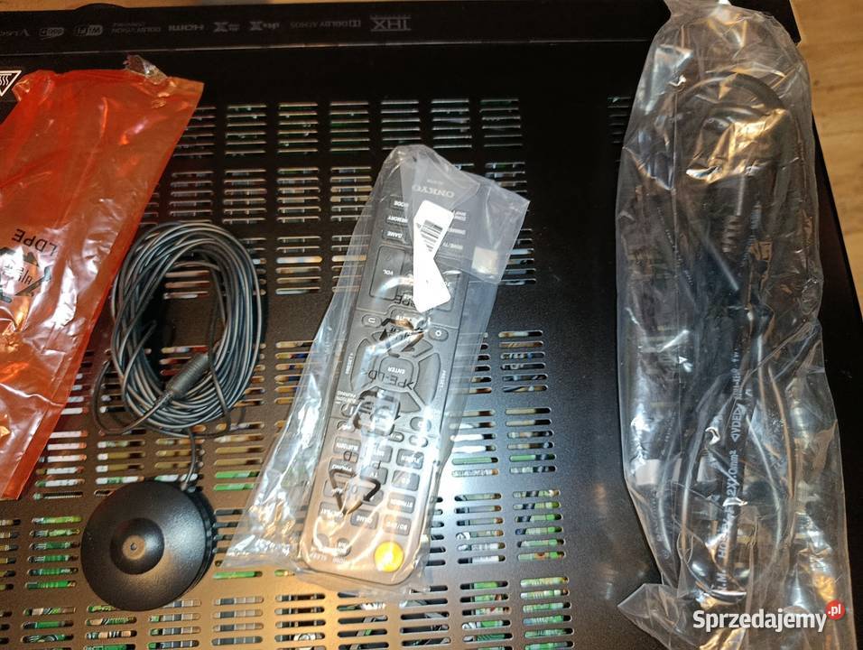 Sprzedam Amplituner ONKYO TX6100 Czarny Amplitunery Więcbork