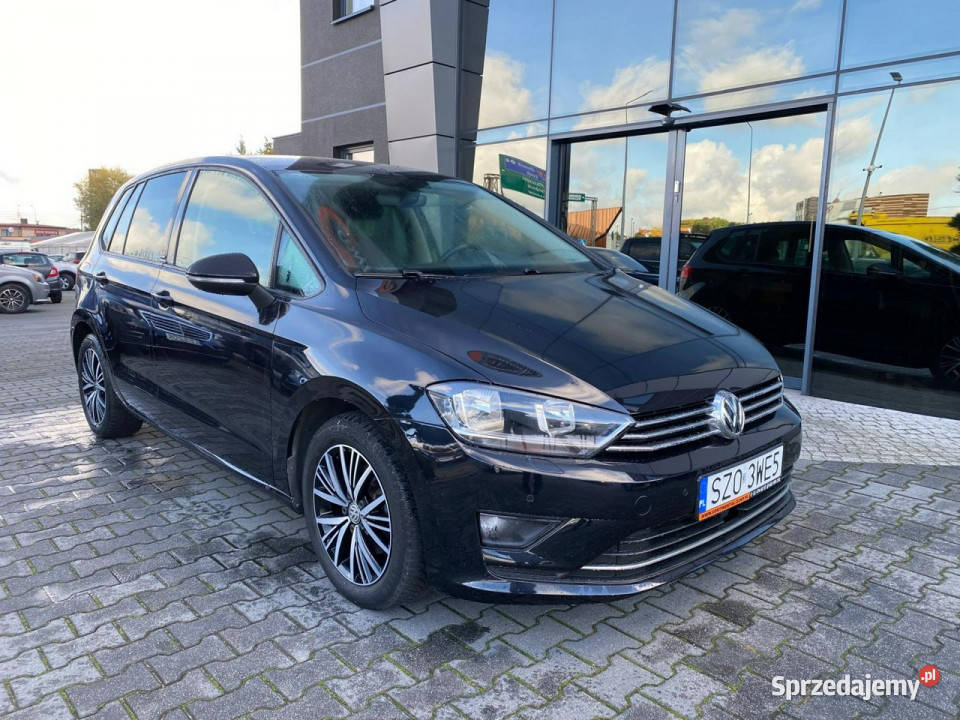 Volkswagen Touran niski przebieg podgrz fot navi śląskie