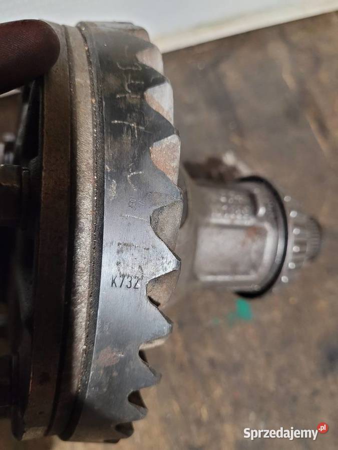 Vw T3 skrzynia DK dolny wybierak 4 biegi Rok produkcji 1983 pomorskie Otomino