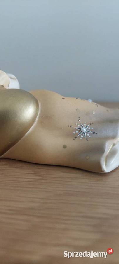 Kolekcjonerska Figurkz GOEBEL Porcelana i szkło zachodniopomorskie Mirosławiec