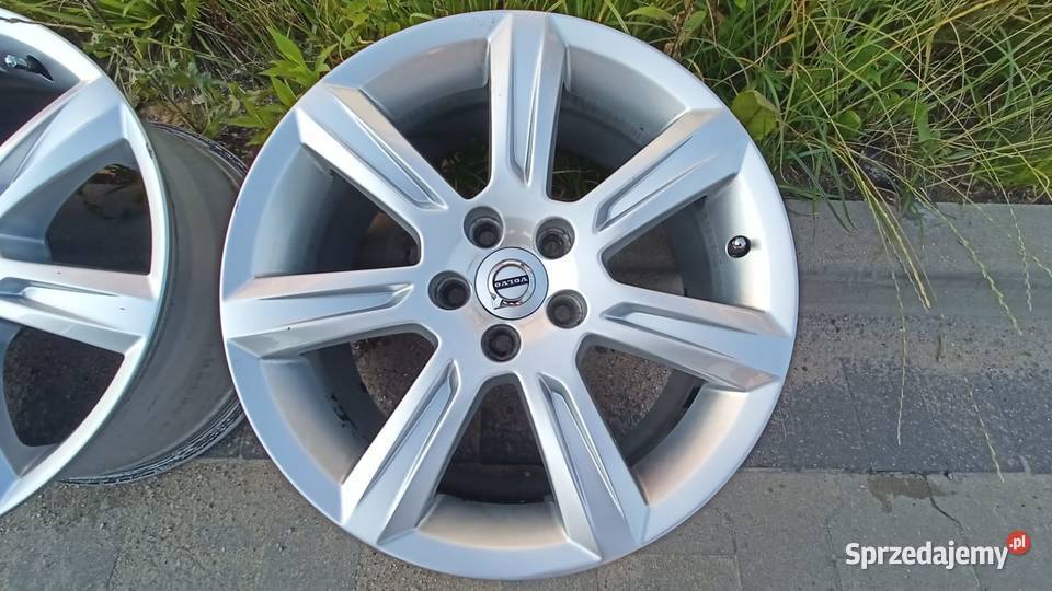 Felgi OE VOLVO 17 5x108 634mm aluminiowe Białystok
