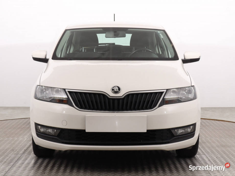 Skoda Rapid 10 TSI biały