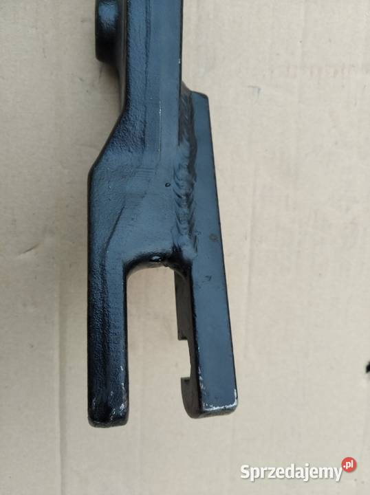 Ursus 28123512 MF 235 255 nakładka lewa PRL Lublin