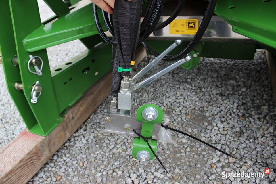 Rozsiewacz dwutarczowy rozsiewacze Amazone kujawsko-pomorskie Rogóźno