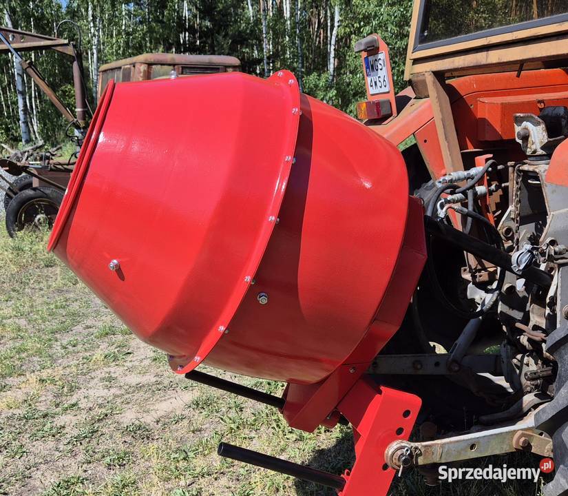 Betoniarka do ciągnika na WOM sprzedam
