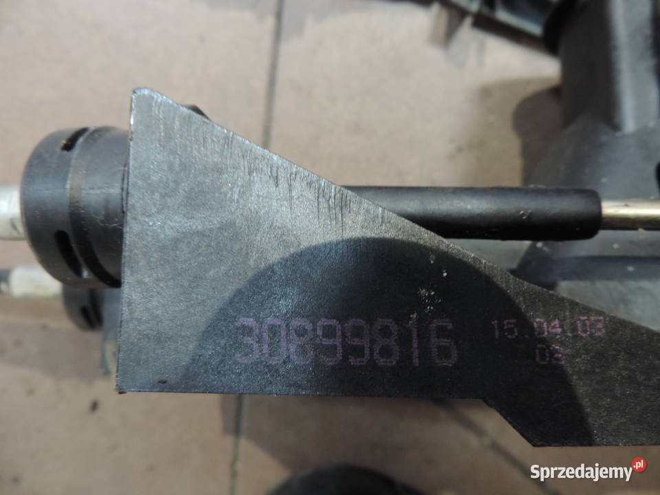 VOLVO V40 19DCI LEWAREK ZMIANY BIEGÓW 30899816 Nowy Sącz
