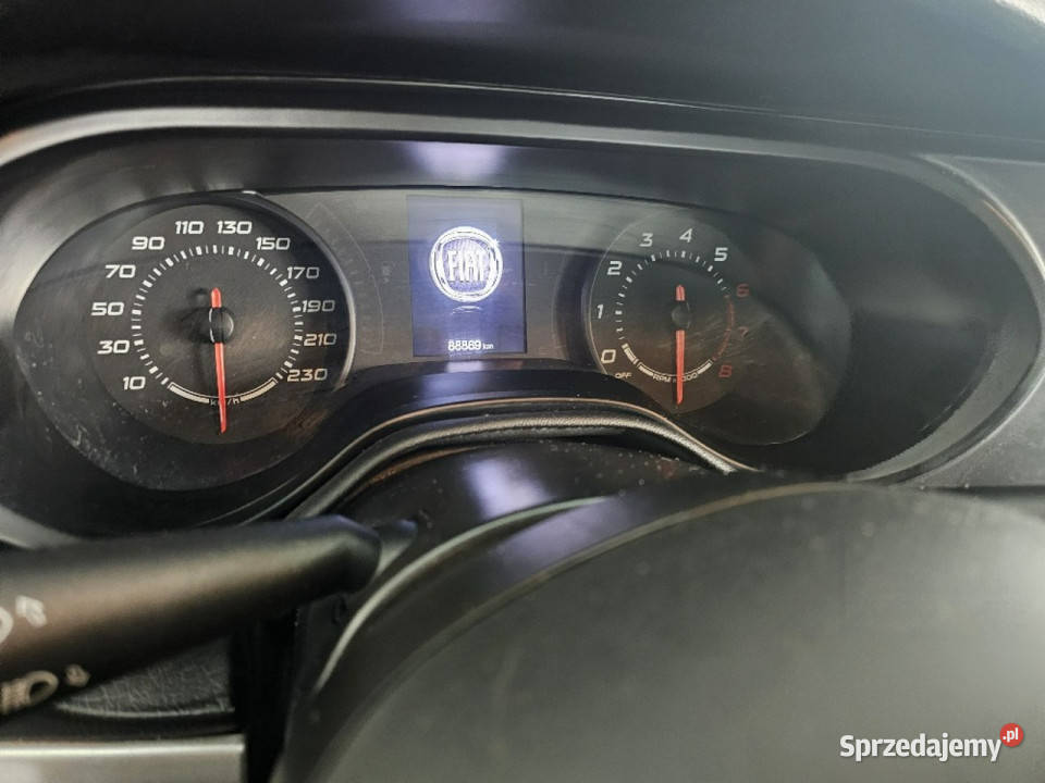 Fiat Tipo HB EASY 14 95 wyposażenie serwisowany klimatyzacja Nowy Sącz