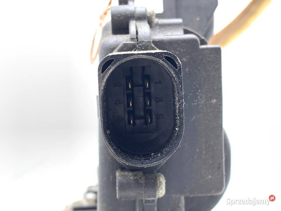 ZAMEK DRZWI PRAWY TYŁ SEAT LEON I Hatchback