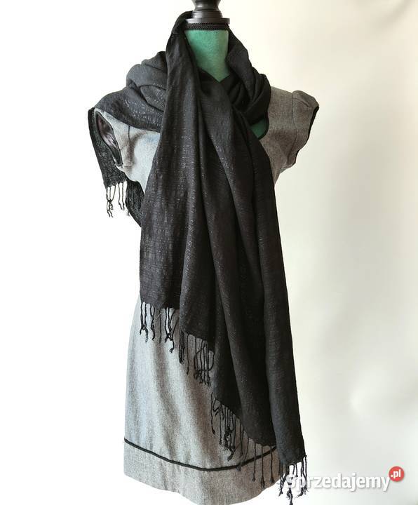 Duży czarny szalik chusta szal czerń srebrna zachodniopomorskie