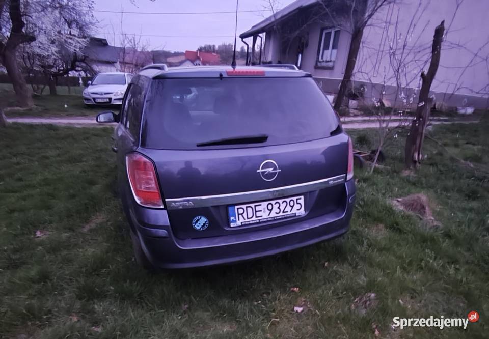 Opel Astra H 16 Benzyna Dęborzyn