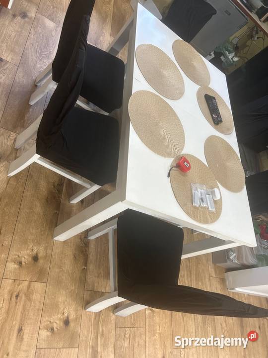 Stół z krzesłami do salonu wielkopolskie