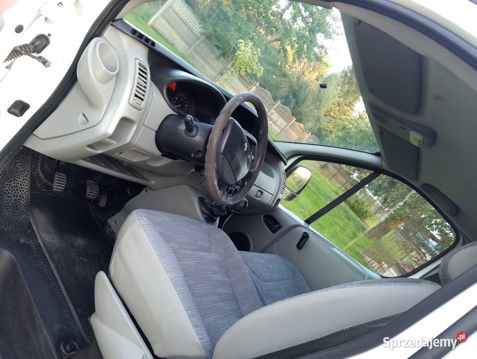 Renault Trafic Rok produkcji 2013 świętokrzyskie Bodzentyn