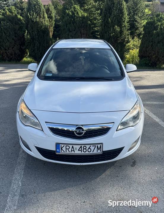Opel Astra J 17 diesel 2011r 110KM Strzegocice