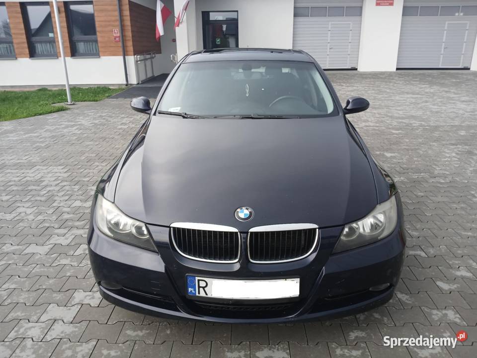 BMW e90 320iGAZ Navigacja Manualna Skrzynia nieuszkodzony sprzedam