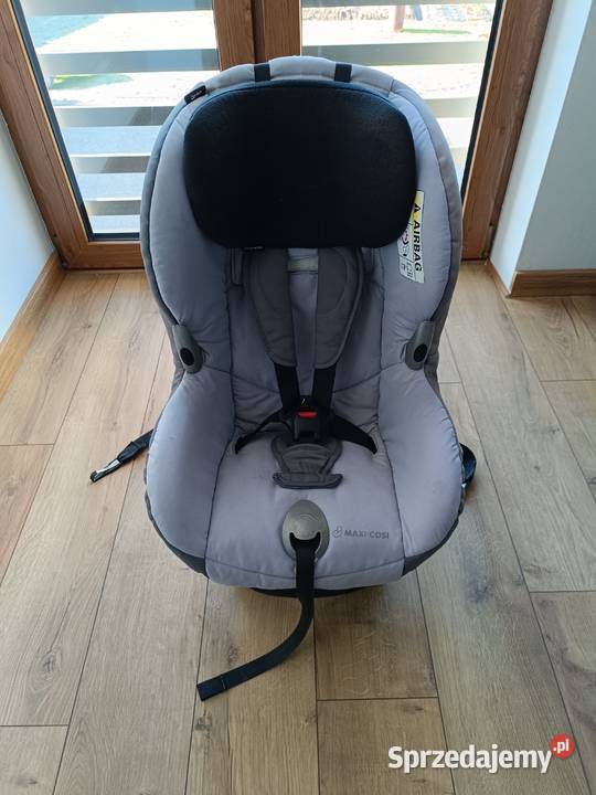 Foteliki samochodowe dziecięce AXKID MAXI COSI Wydrze