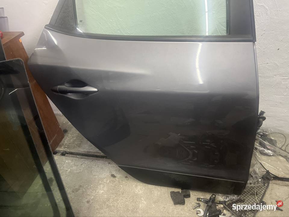 Drzwi prawy tył hyundai ix 35 Mielec