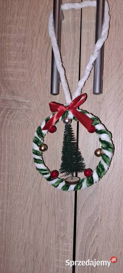 91 wianek świąteczny sprzedam