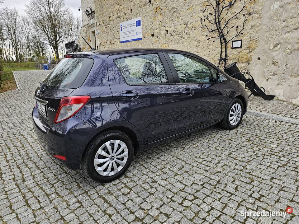 Toyota Yaris 133Benzyna stan Serwisowany 2kpl Poniatowa sprzedam