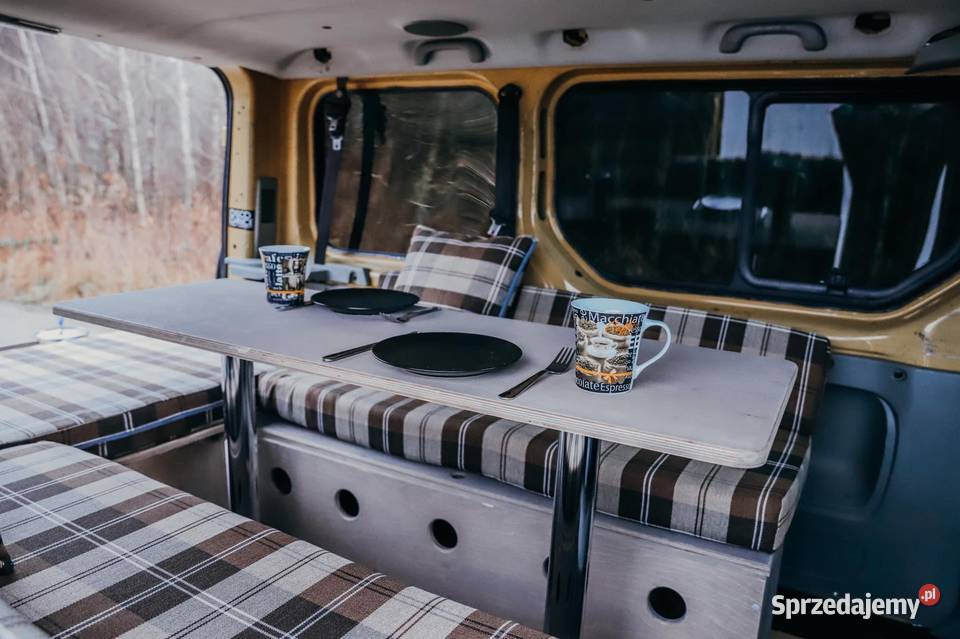 Zabudowa kempingowa turystyczna Vivaro trafic t4 Syców