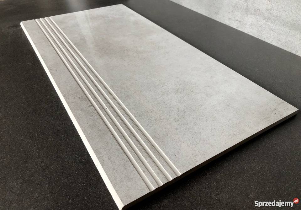 Betonowe schody 30X60 szare płytki BETON POŁYSK Łask